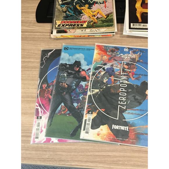 Batman: Zero Point Comic Lot of 3 - Picture 1 of 4